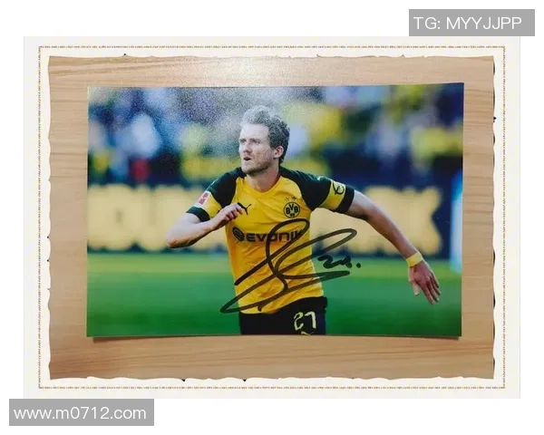 我心目中踢过的足球明星中印象最深刻的那位是谁 我心目中踢过的足球明星中印象最深刻的那位是谁