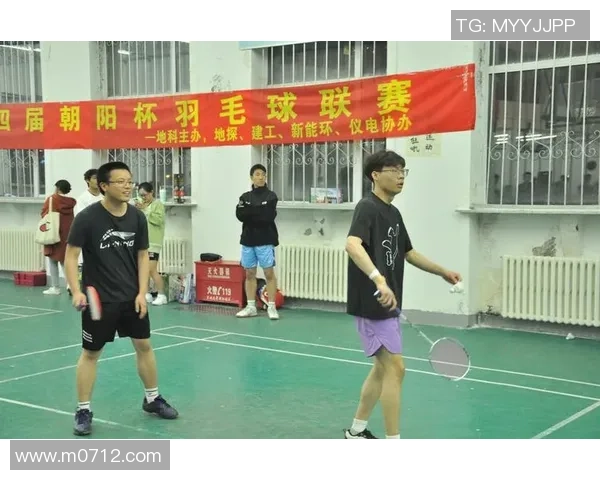 武汉羽毛球队选拔赛点评团队协作表现分析与未来发展展望