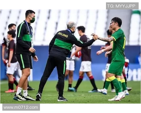 武汉羽毛球队与南京羽毛球队赛后复盘意识分析与战术总结