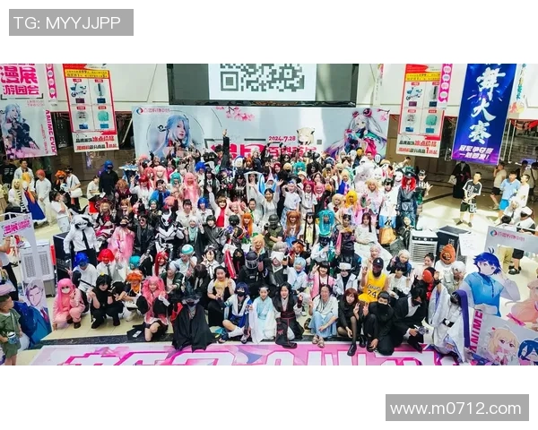 漫展上那些身着足球明星COS服的玩家们引发的热潮与讨论